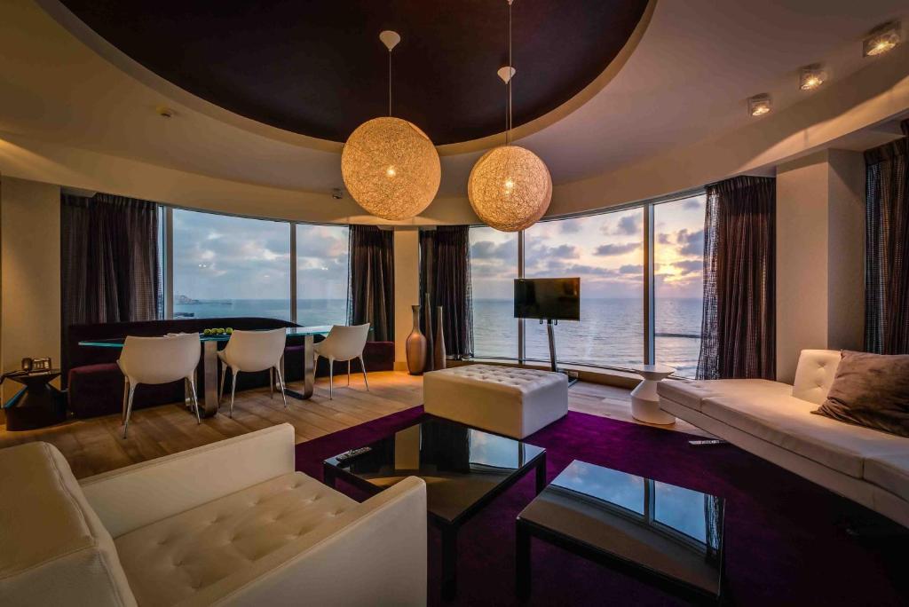 Royal Beach Hotel Tel Aviv By Isrotel Exclusive Стая снимка Suite at the hotel