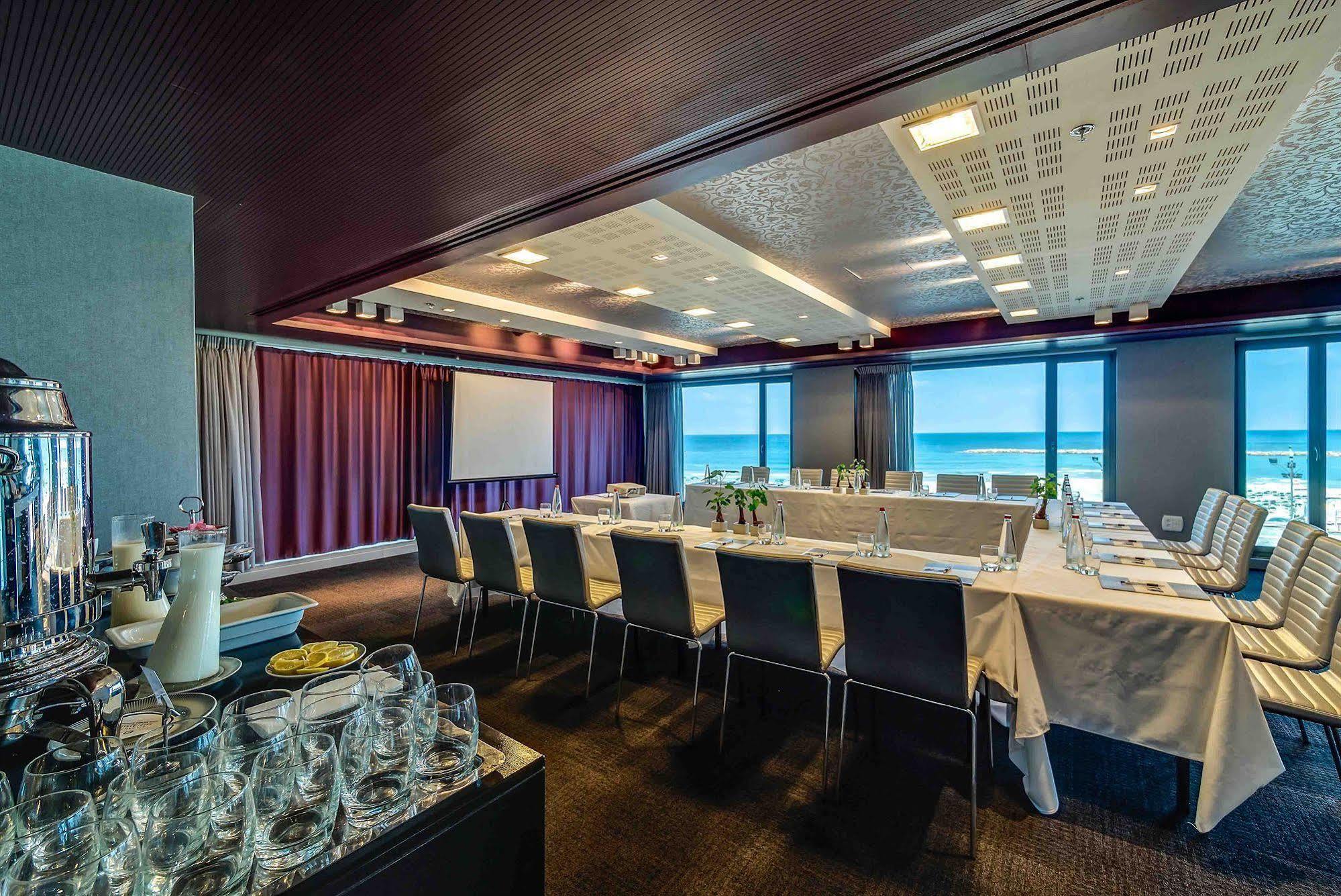 Royal Beach Hotel Tel Aviv By Isrotel Exclusive Екстериор снимка Meeting room