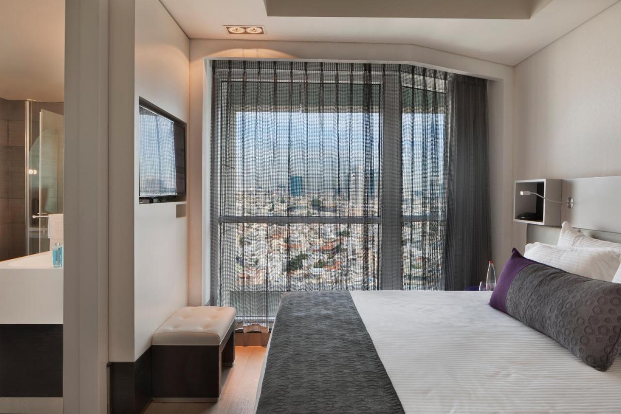 Royal Beach Hotel Tel Aviv By Isrotel Exclusive Екстериор снимка A room at the hotel